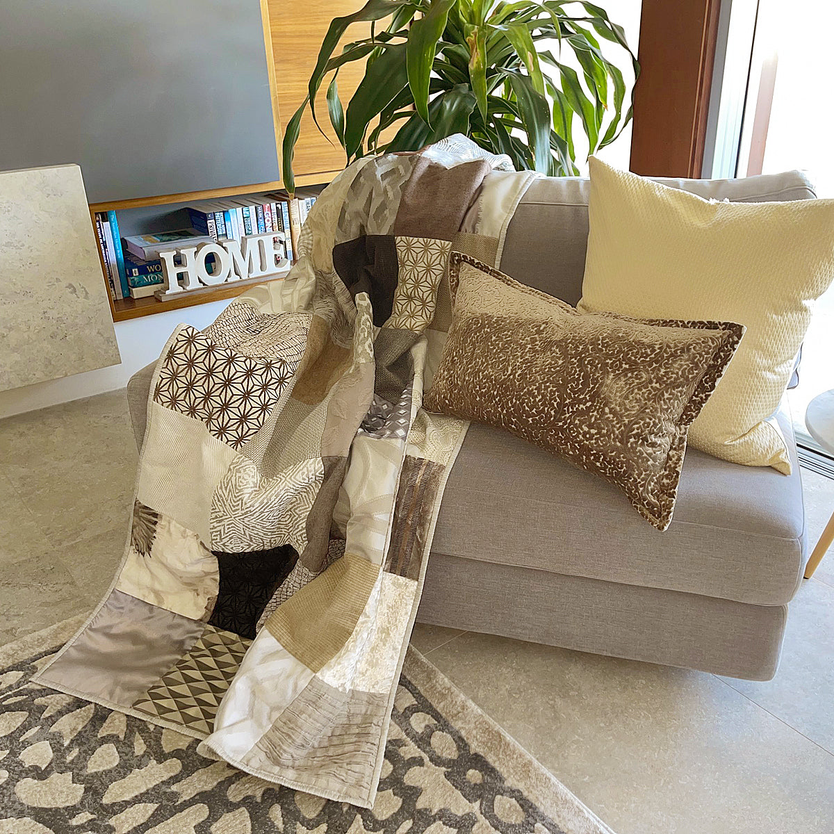 Skinny Flat White Quilt